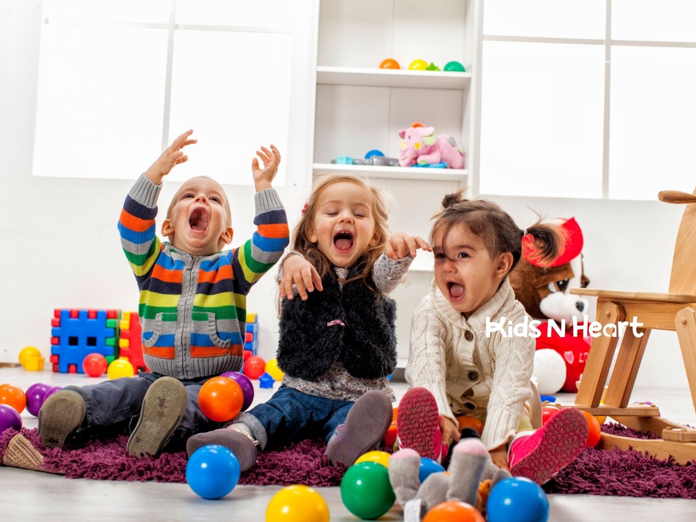 how do autistic children play?